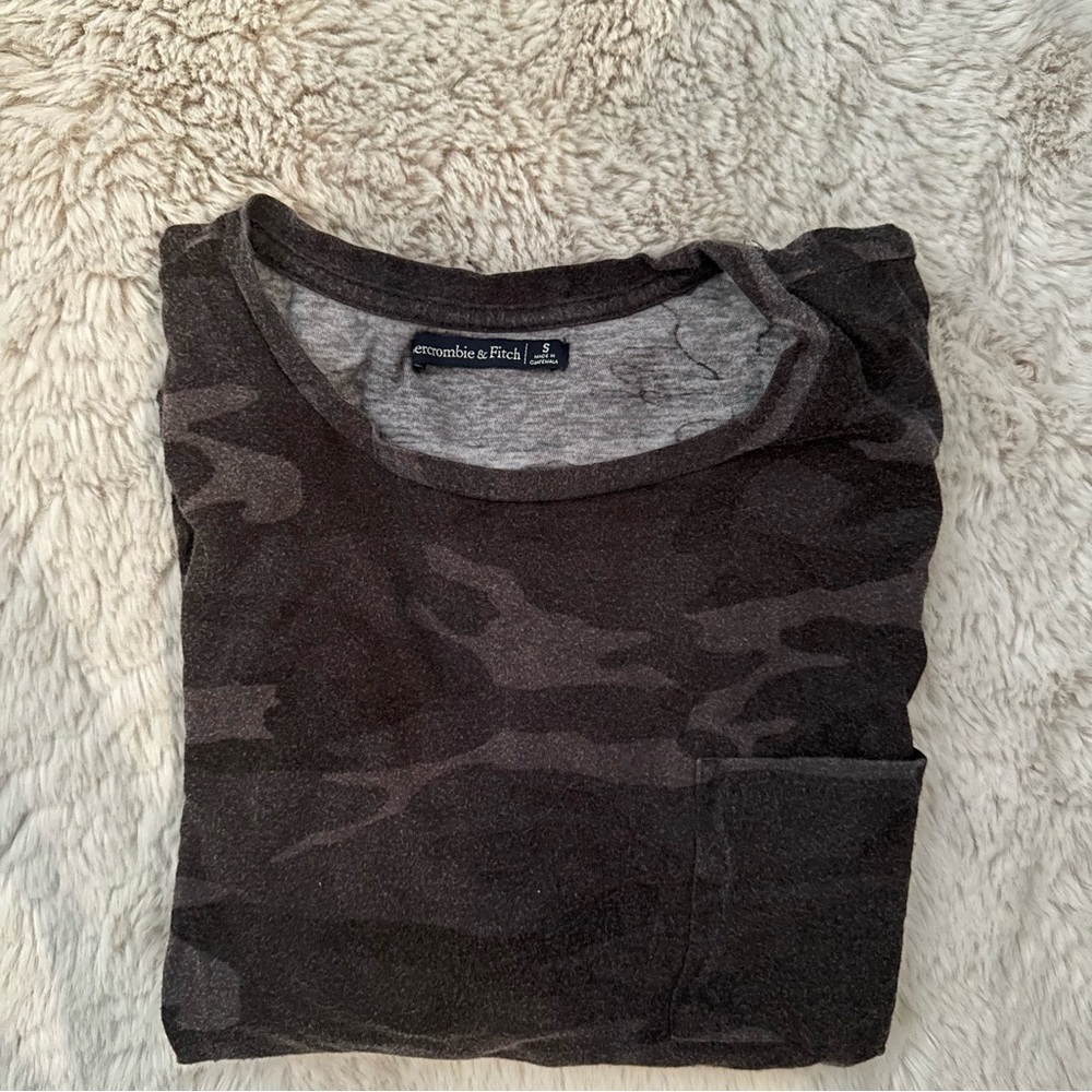 Abercrombie T-shirt
